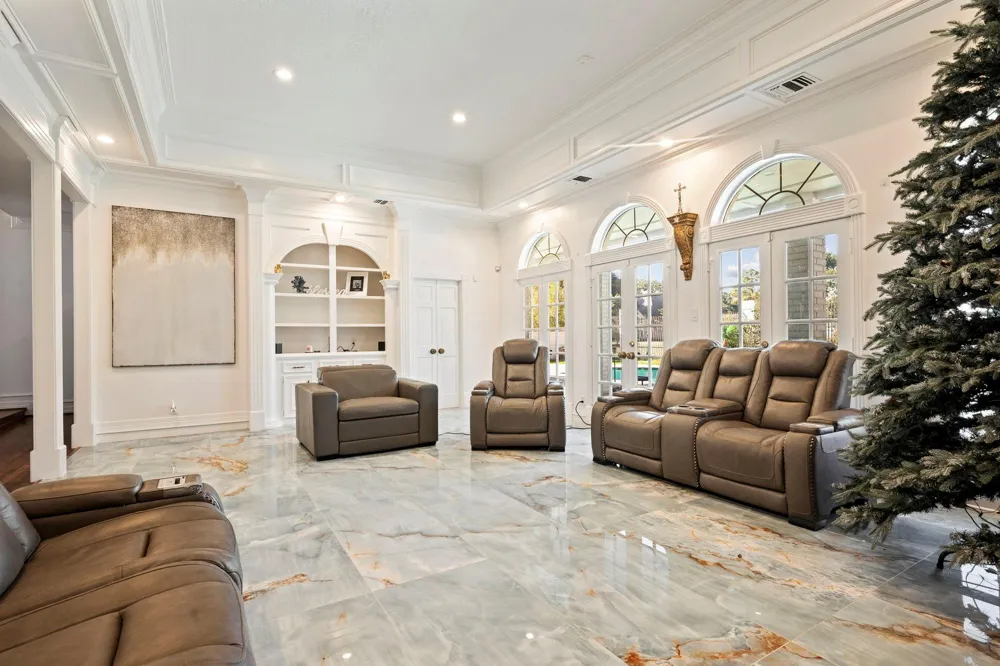 2922 Cedar Woods Place Houston, TX 77068