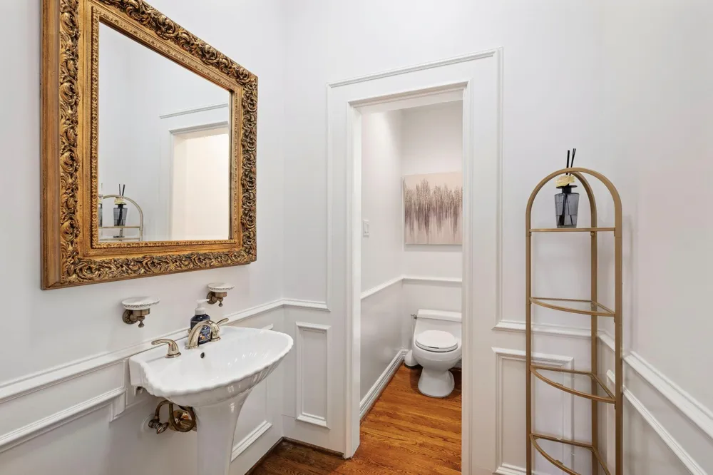 2922 Cedar Woods Place Houston, TX 77068