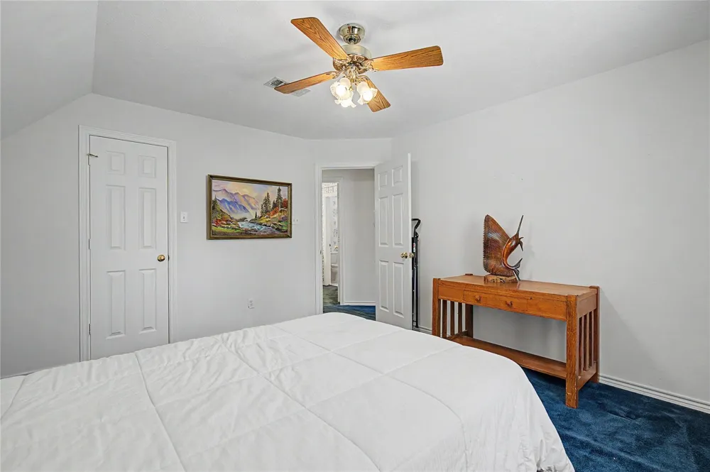 8988 County Line Road Willis, TX 77378