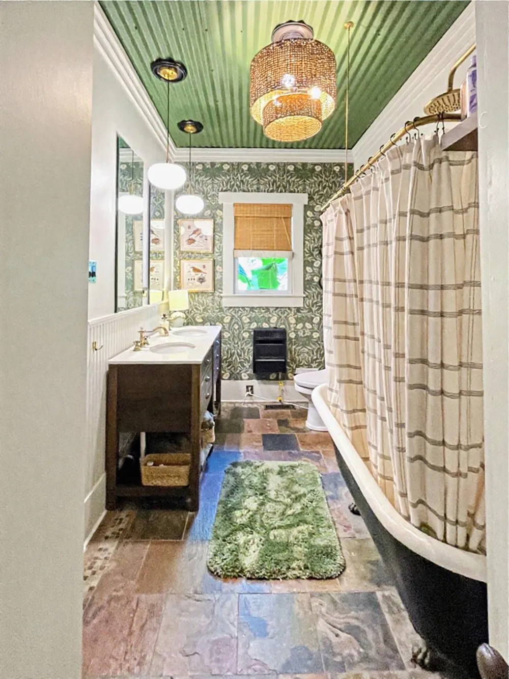 106 W Bobkat Moulton, TX 77975