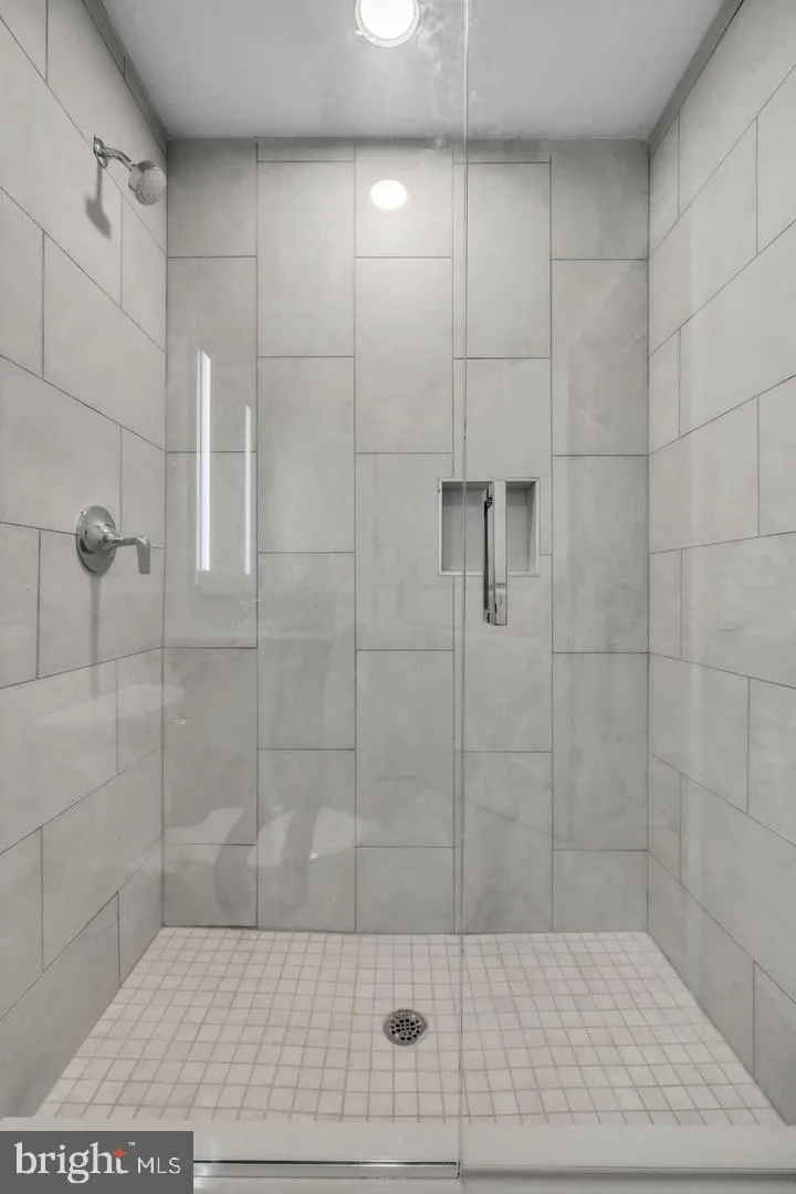 1801 MARKET STREET #1814 Philadelphia, PA 19103
