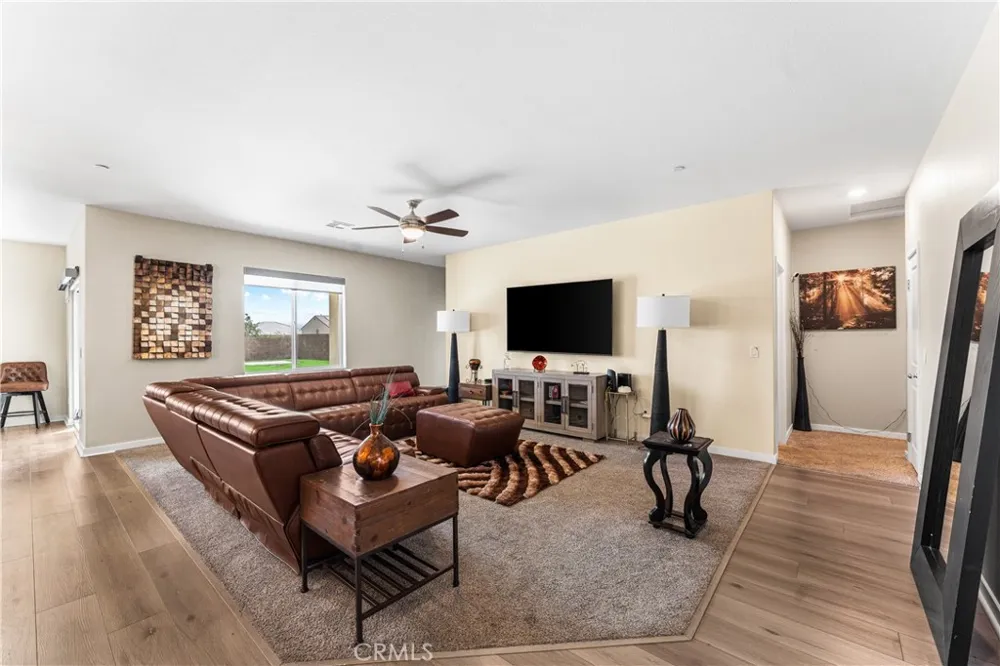 11195 Lancer Victorville, CA 92392
