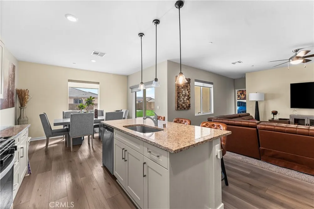 11195 Lancer Victorville, CA 92392