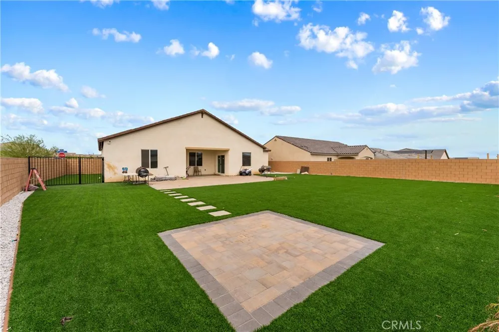 11195 Lancer Victorville, CA 92392