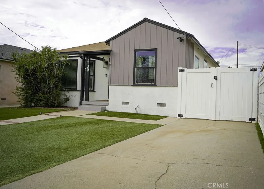 3129 W 112th Inglewood, CA 90303