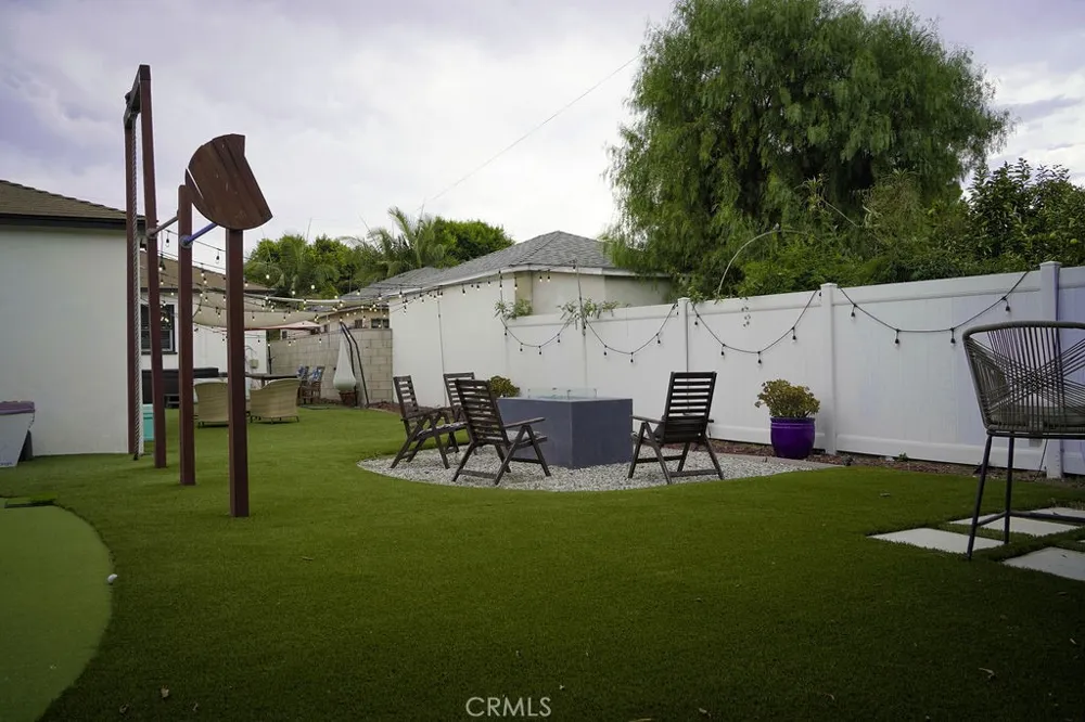 3129 W 112th Inglewood, CA 90303