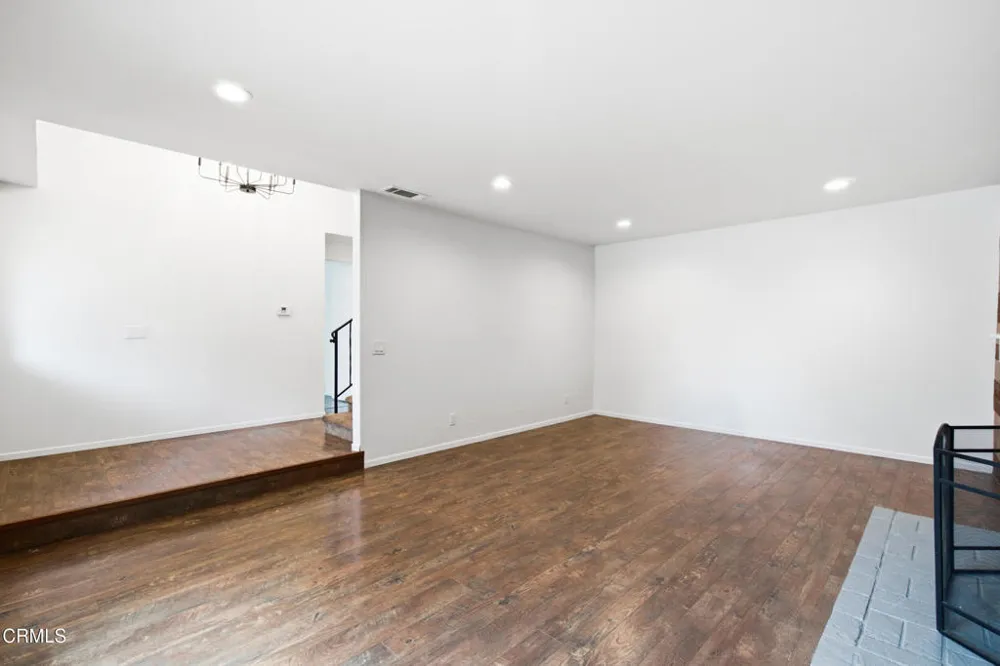 6453 Tanager Street Ventura, CA 93003
