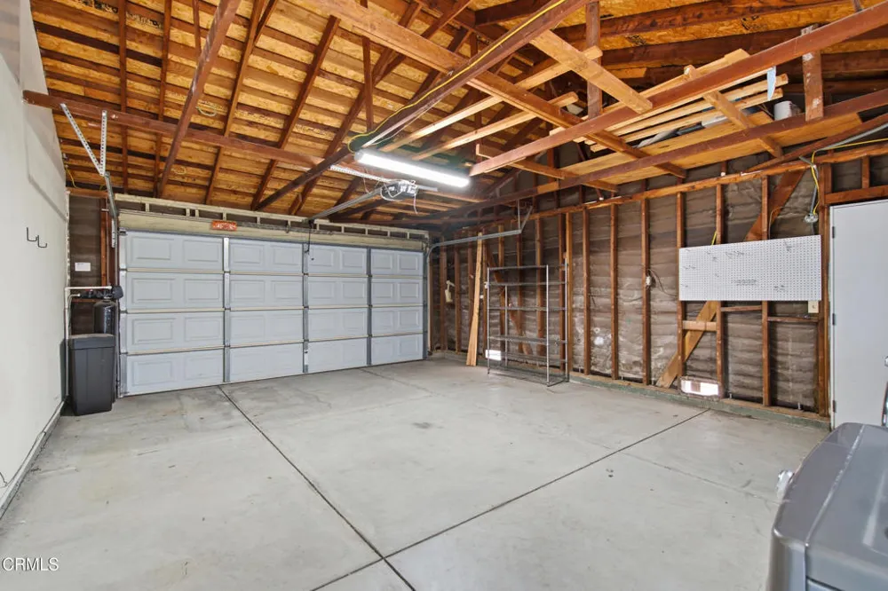 6453 Tanager Street Ventura, CA 93003