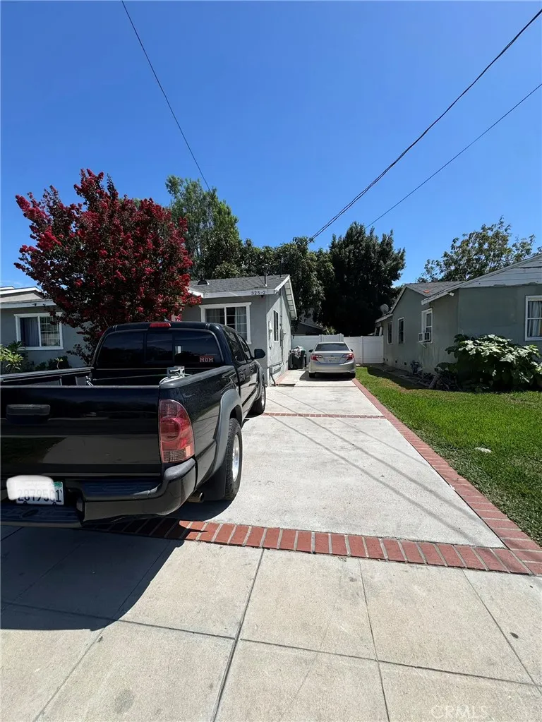 325 Pasadena Tustin, CA 92780
