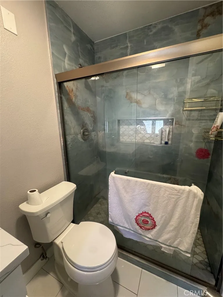 325 Pasadena Tustin, CA 92780