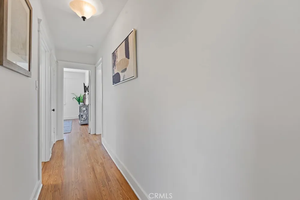 3717 Falcon Avenue Long Beach, CA 90807