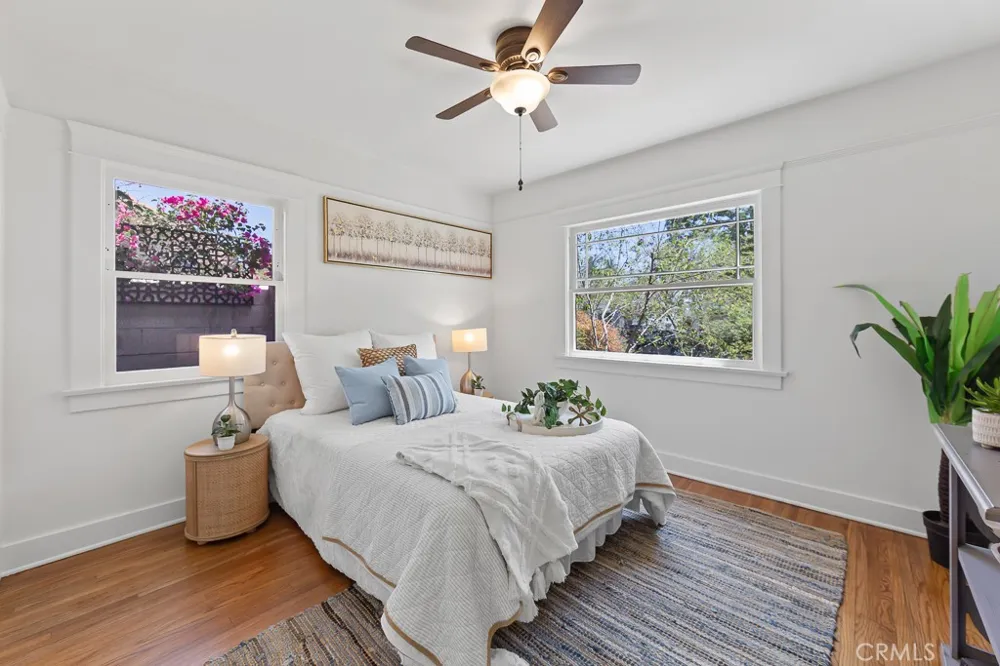 3717 Falcon Avenue Long Beach, CA 90807