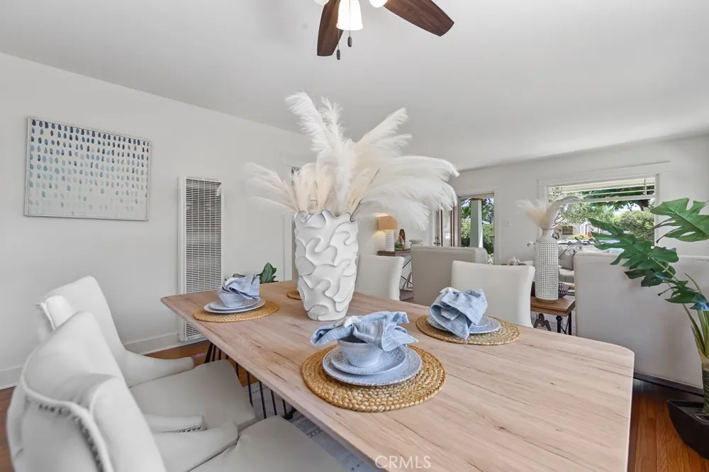 3717 Falcon Avenue Long Beach, CA 90807