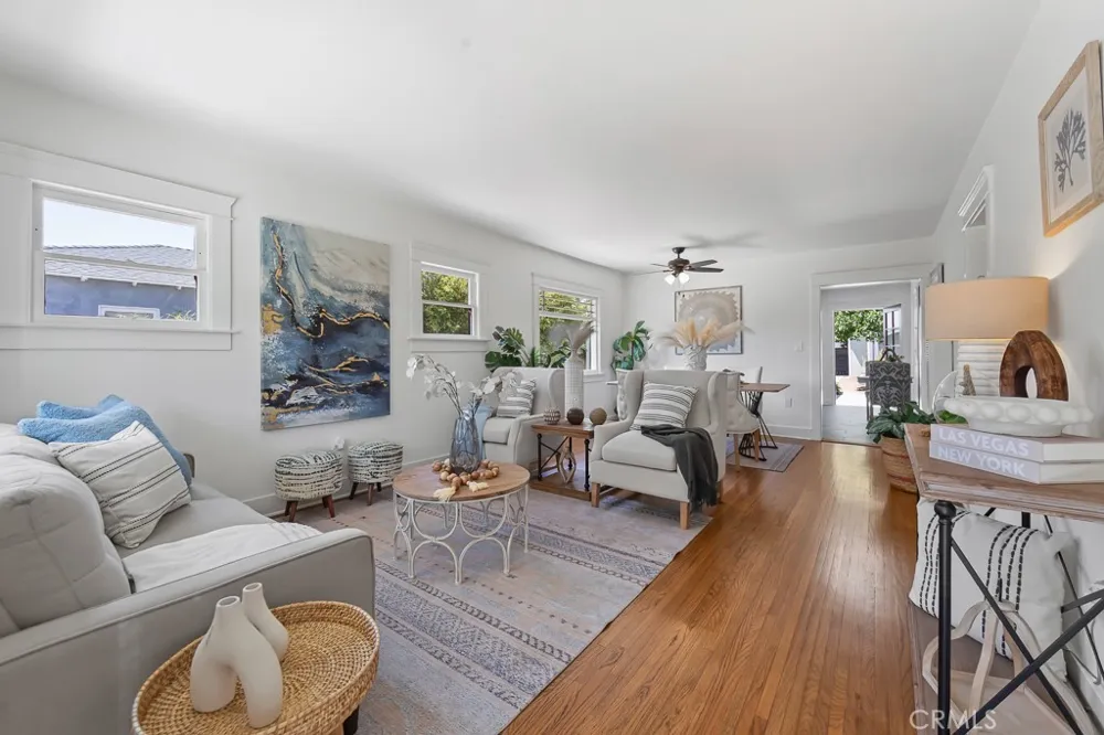 3717 Falcon Avenue Long Beach, CA 90807
