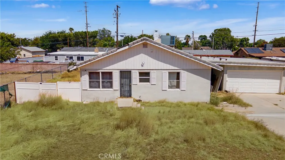 1047 E Lingard Street Lancaster, CA 93535