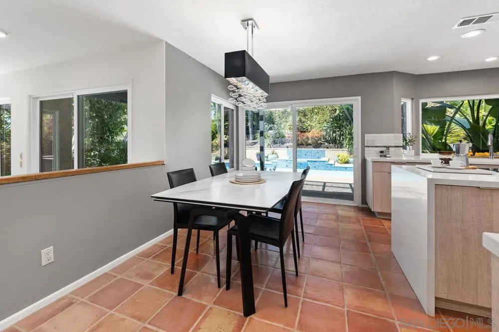 12642 Rue Sienne Nord San Diego, CA 92131