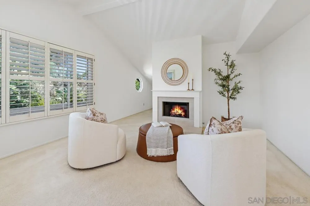 12642 Rue Sienne Nord San Diego, CA 92131