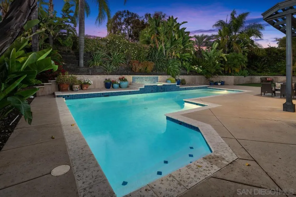 12642 Rue Sienne Nord San Diego, CA 92131