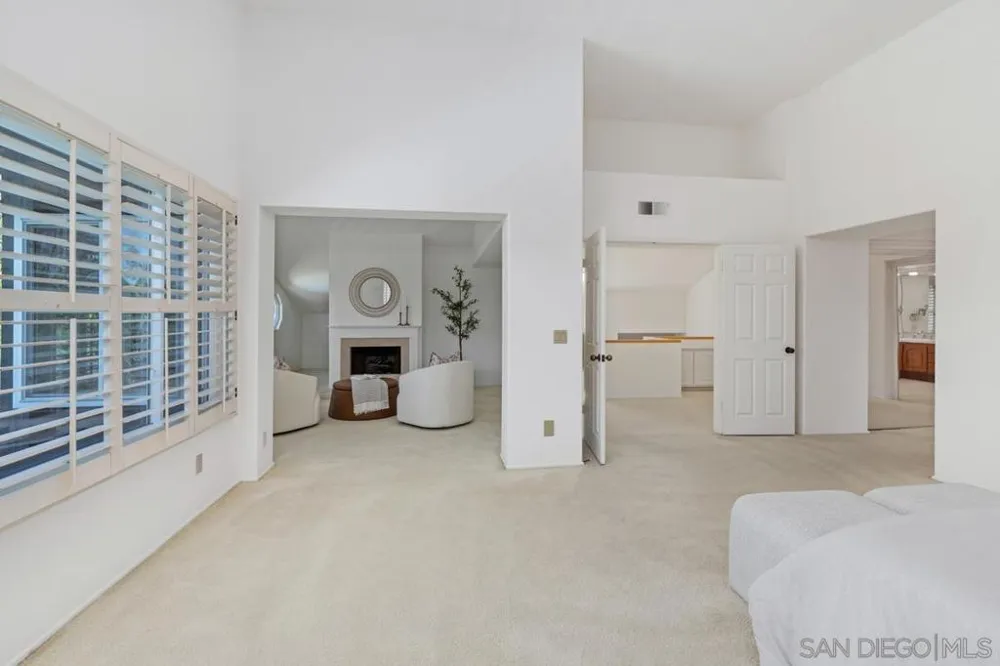 12642 Rue Sienne Nord San Diego, CA 92131