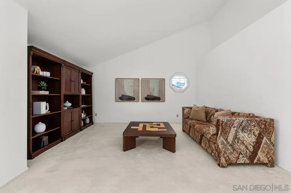 12642 Rue Sienne Nord San Diego, CA 92131