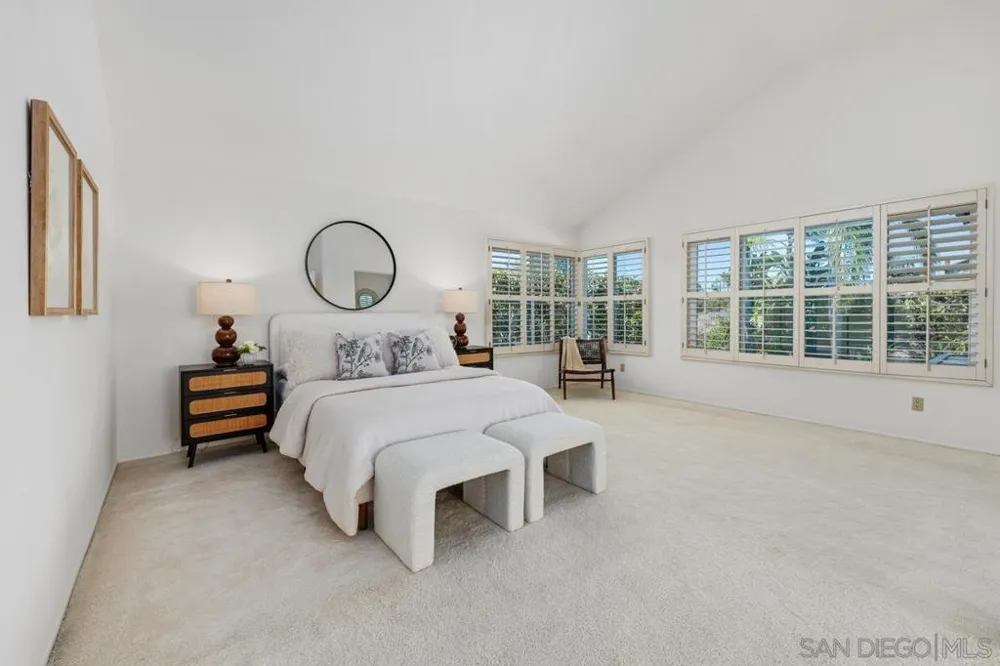 12642 Rue Sienne Nord San Diego, CA 92131