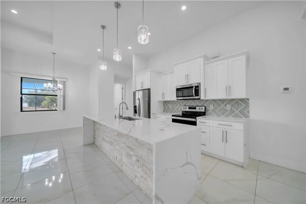 Chiquita Boulevard S Cape Coral, FL 33991