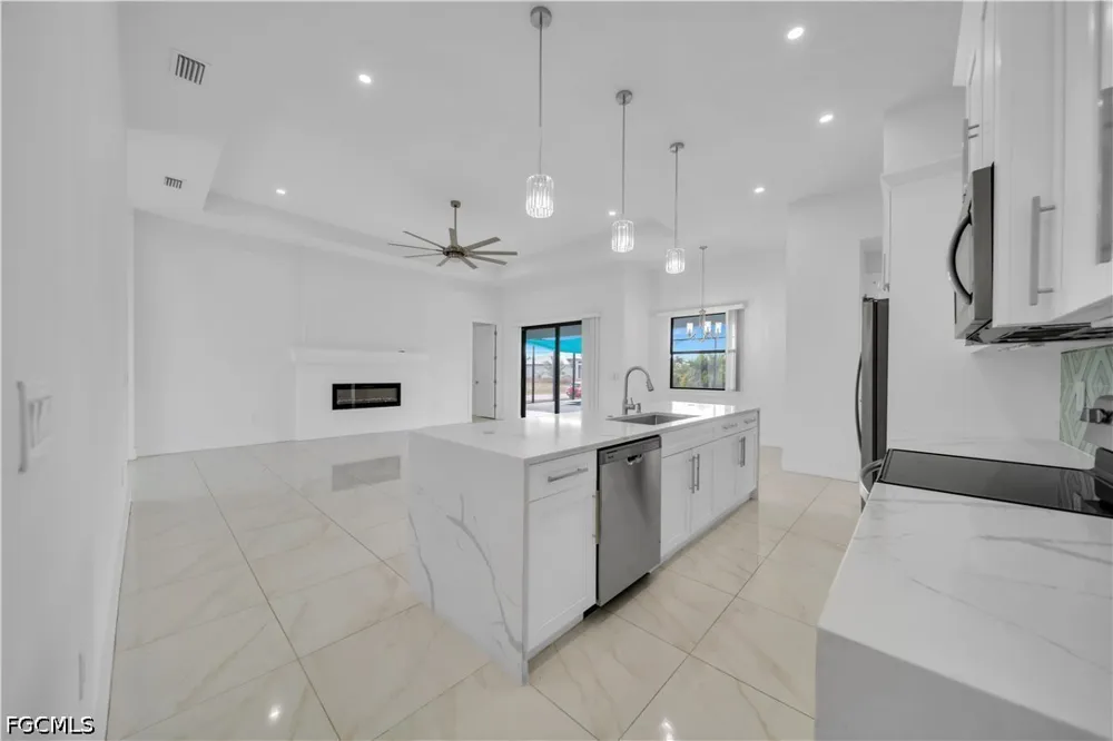 Chiquita Boulevard S Cape Coral, FL 33991