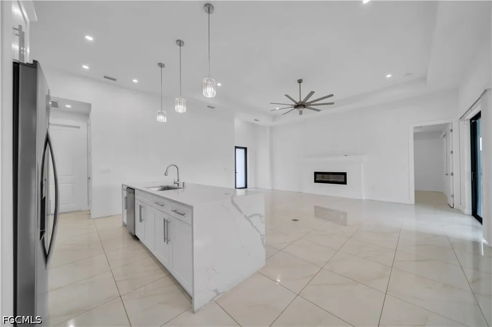 Chiquita Boulevard S Cape Coral, FL 33991
