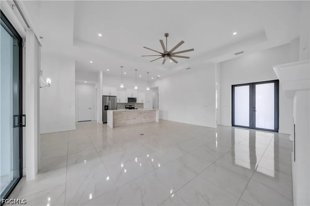 Chiquita Boulevard S Cape Coral, FL 33991