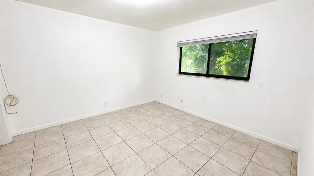 360 NW 65TH AVENUE Plantation, FL 33317