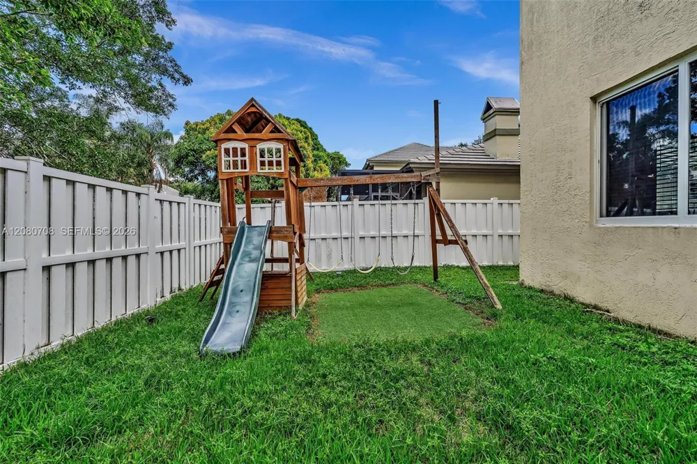 10301 Panama St Cooper City, FL 33026