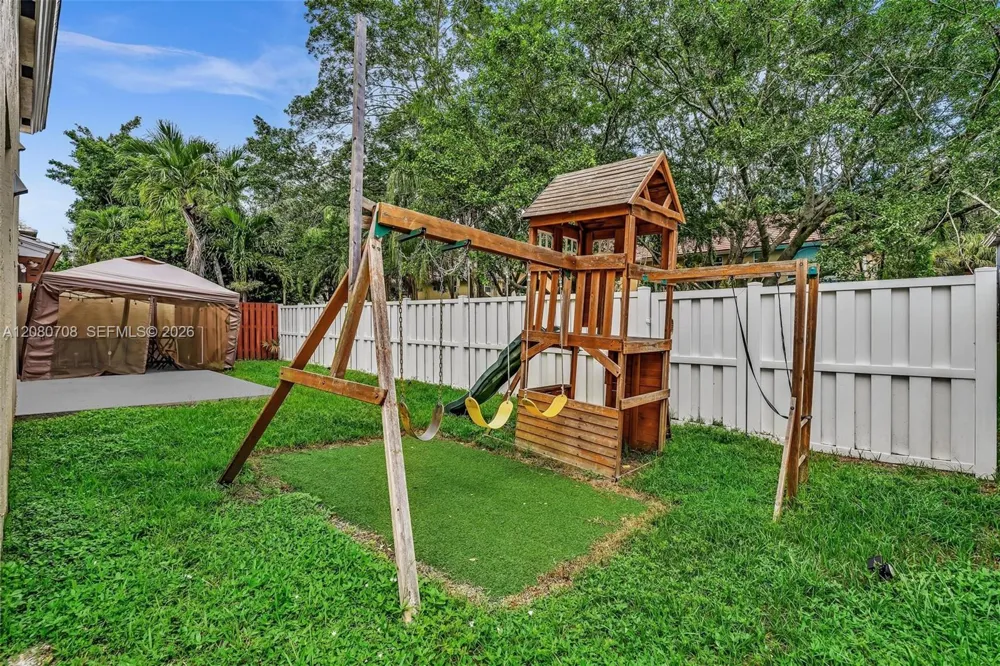 10301 Panama St Cooper City, FL 33026