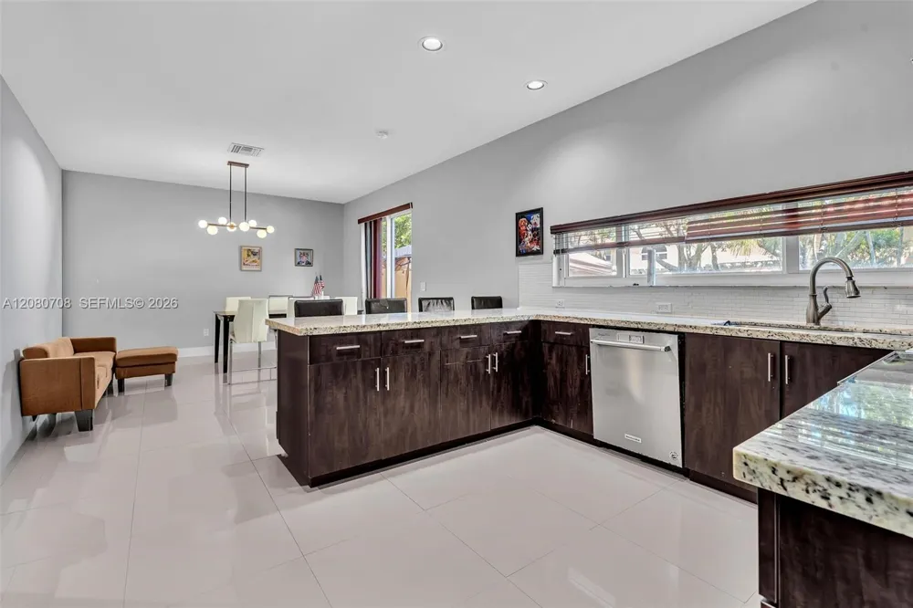 10301 Panama St Cooper City, FL 33026