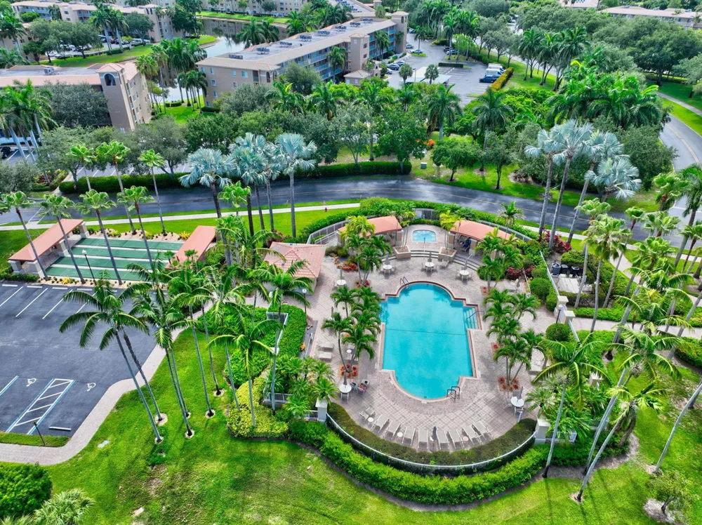 12547 Imperial Isle Drive #204 Boynton Beach, FL 33437
