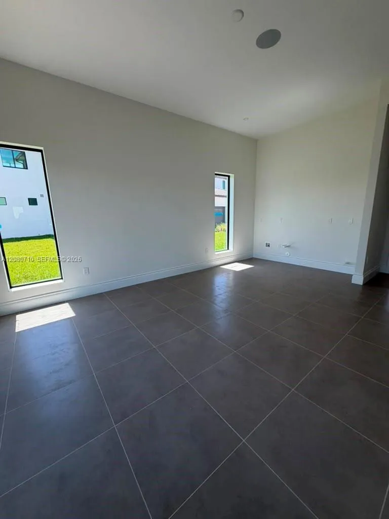 8540 NW 160th Terrace #1 Miami Lakes, FL 33016