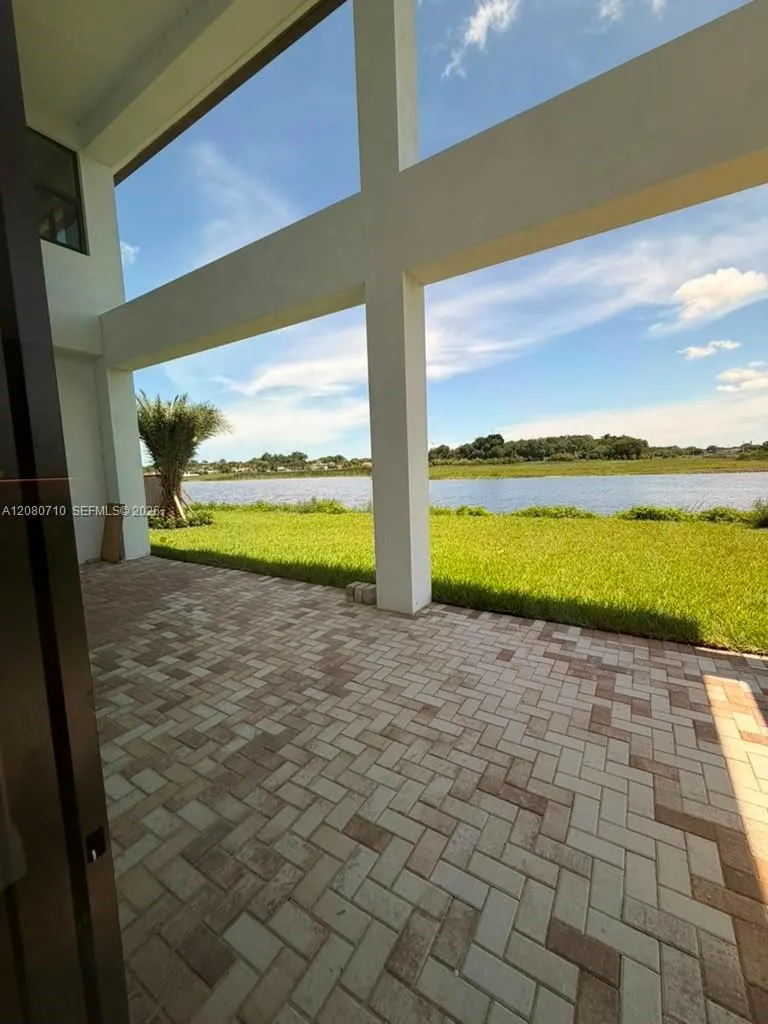 8540 NW 160th Terrace #1 Miami Lakes, FL 33016