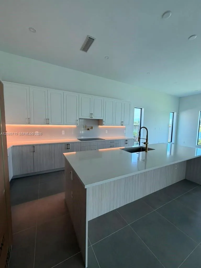 8540 NW 160th Terrace #1 Miami Lakes, FL 33016