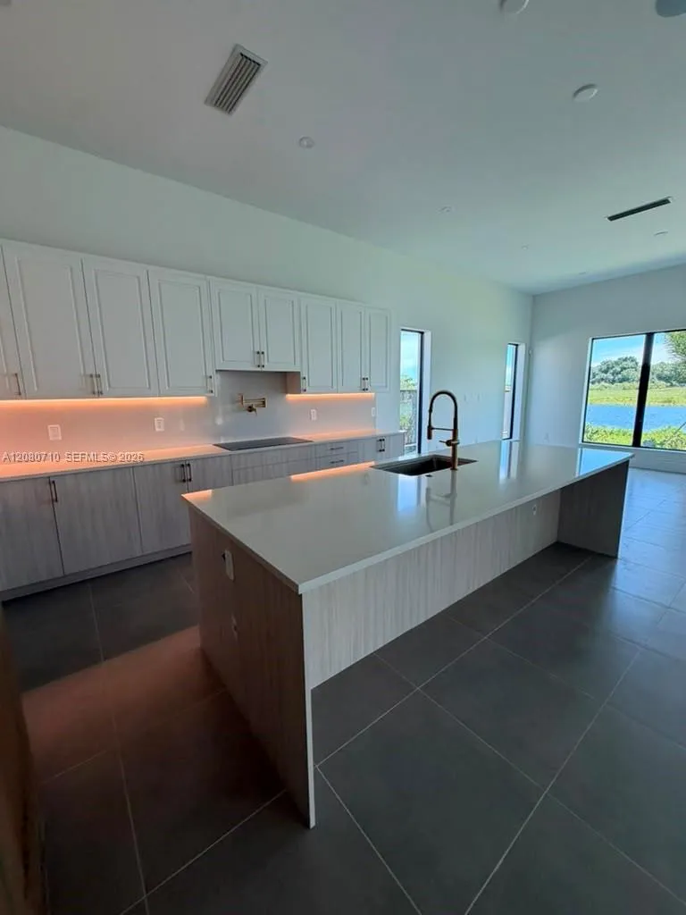 8540 NW 160th Terrace #1 Miami Lakes, FL 33016