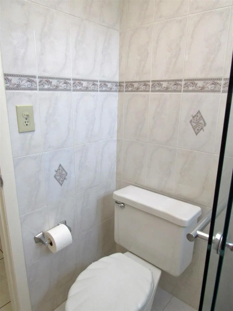 6351 UNIVERSITY DRIVE #224 Tamarac, FL 33321