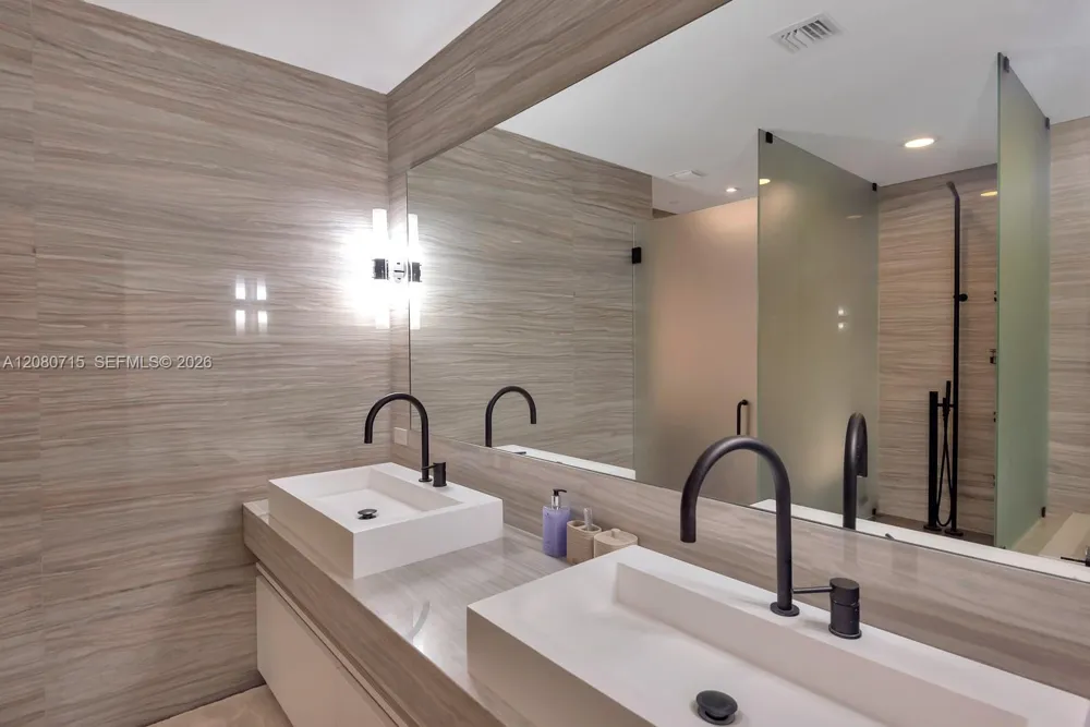 2200 Ocean Blvd #S605 Fort Lauderdale, FL 33305