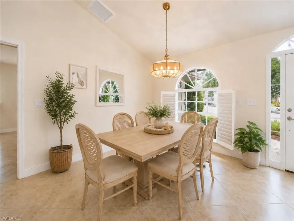 3651 Kent Drive Naples, FL 34112