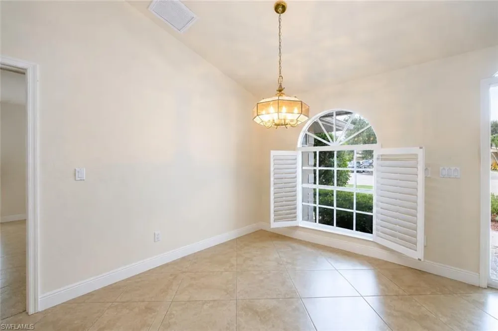 3651 Kent Drive Naples, FL 34112