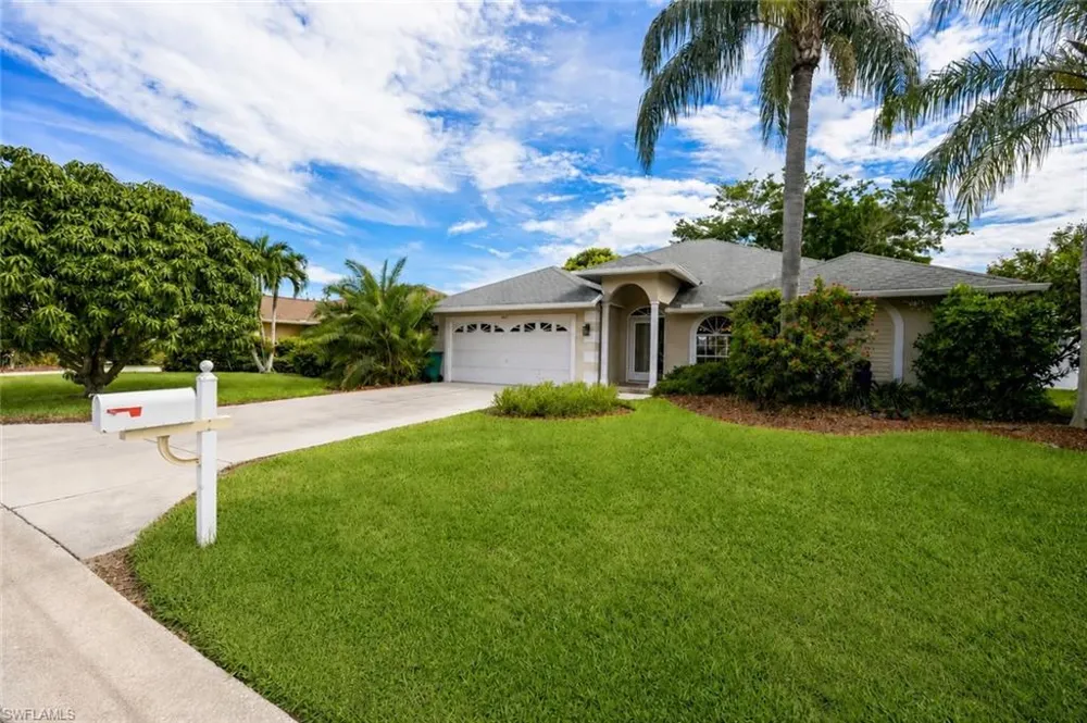 3651 Kent Drive Naples, FL 34112
