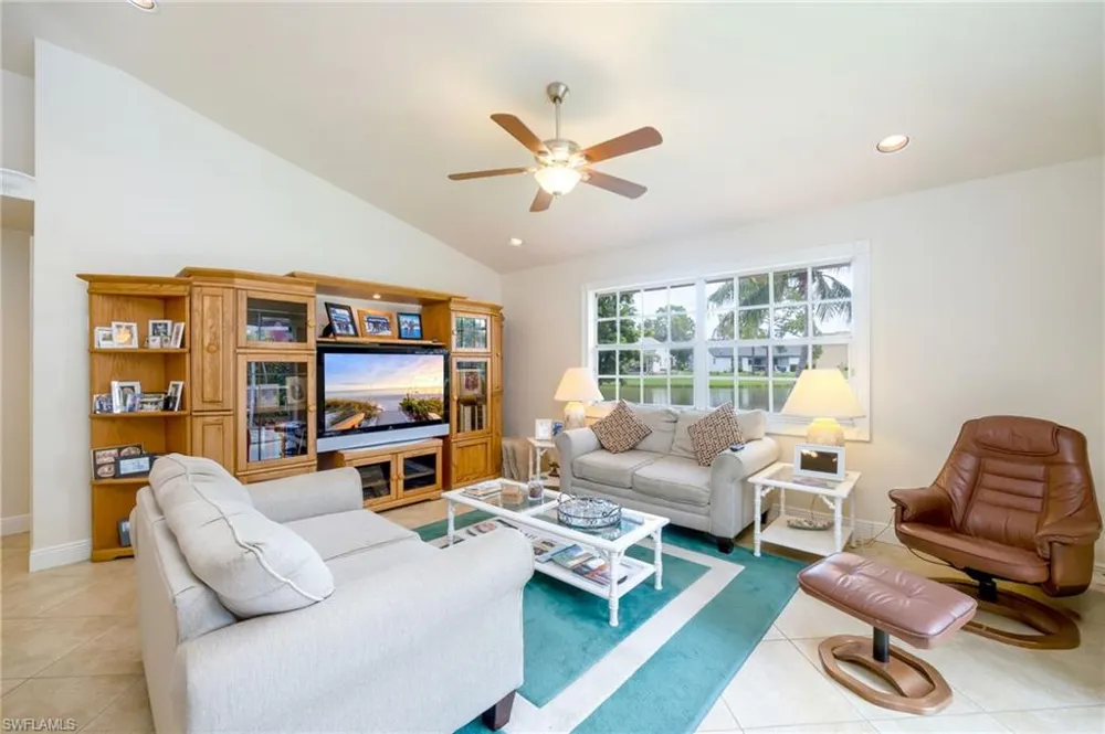 3651 Kent Drive Naples, FL 34112