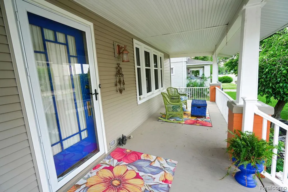 545 Eureka Road Wyandotte City, MI 48192