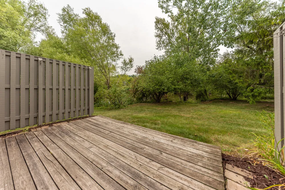 690 Peninsula Court Ann Arbor City, MI 48105