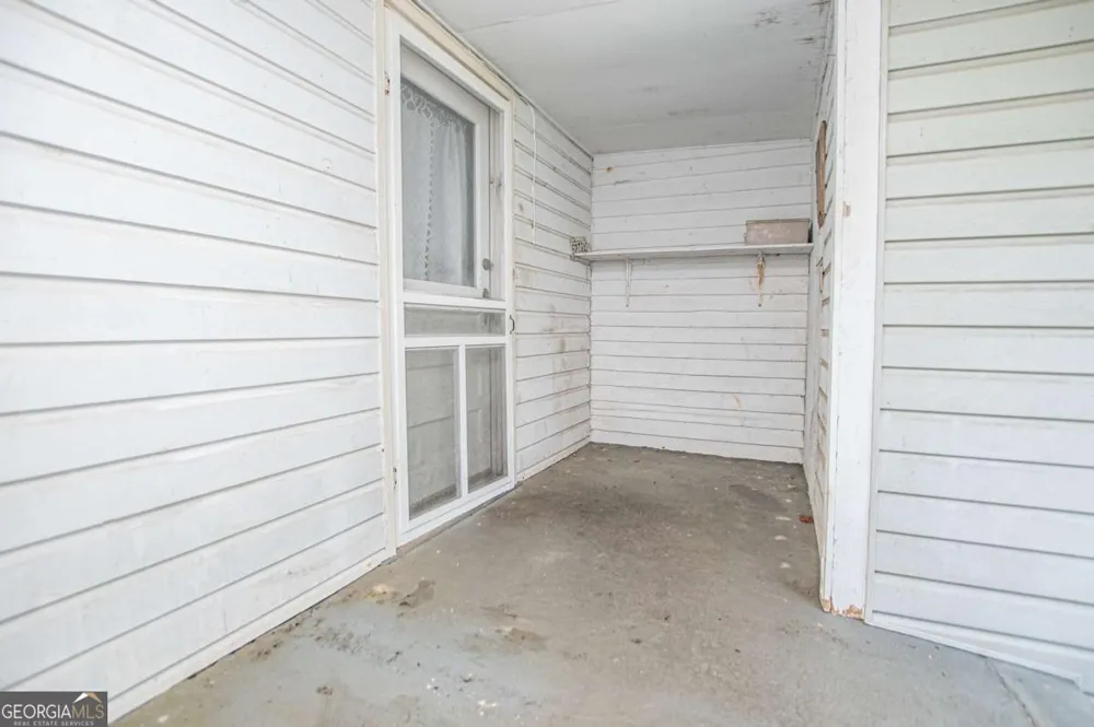 53 Garrett LN Carrollton, GA 30117
