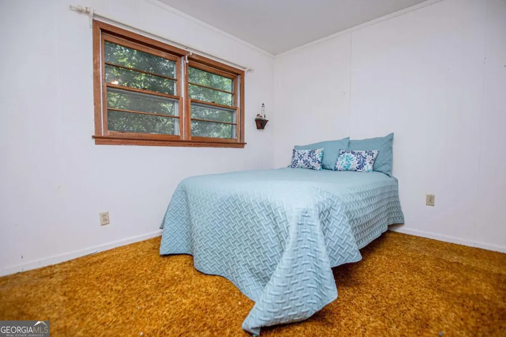 53 Garrett LN Carrollton, GA 30117