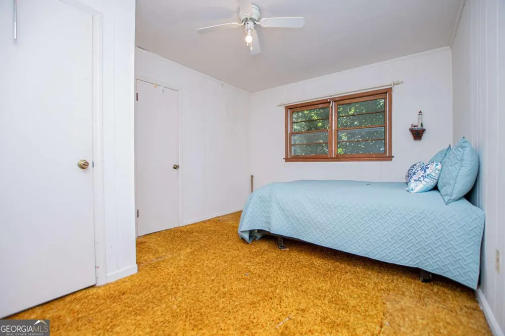 53 Garrett LN Carrollton, GA 30117