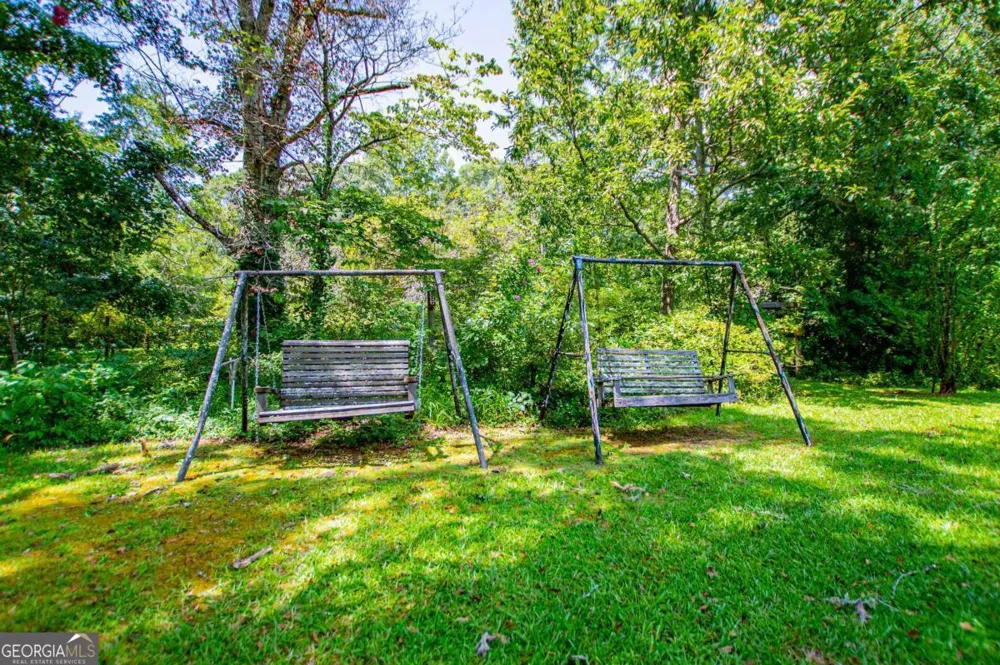 53 Garrett LN Carrollton, GA 30117